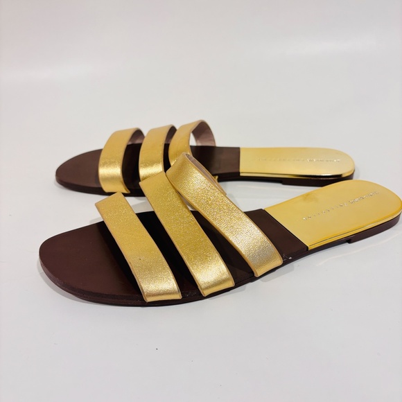 ZARA Brown & gold flat sandals - Picture 6 of 6